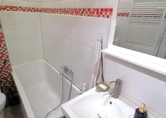 דירה Lovely Flat With Grand Piano, Family Friendly *