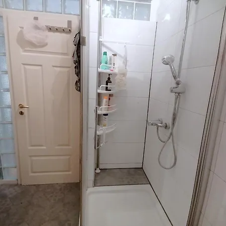 Apartment Lovely Flat With Grand Piano, Family Friendly Berlin