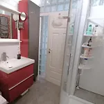 Lovely Flat With Grand Piano, Family Friendly Apartment