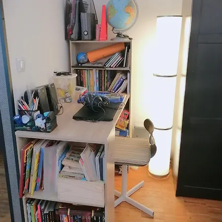 Lovely Flat With Grand Piano, Family Friendly شقة *